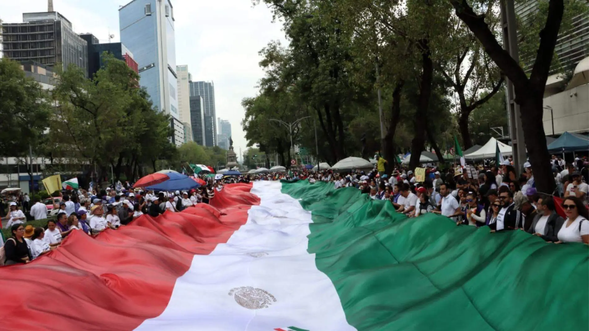 Protesta trabajadores Poder Judicial en Senado_05